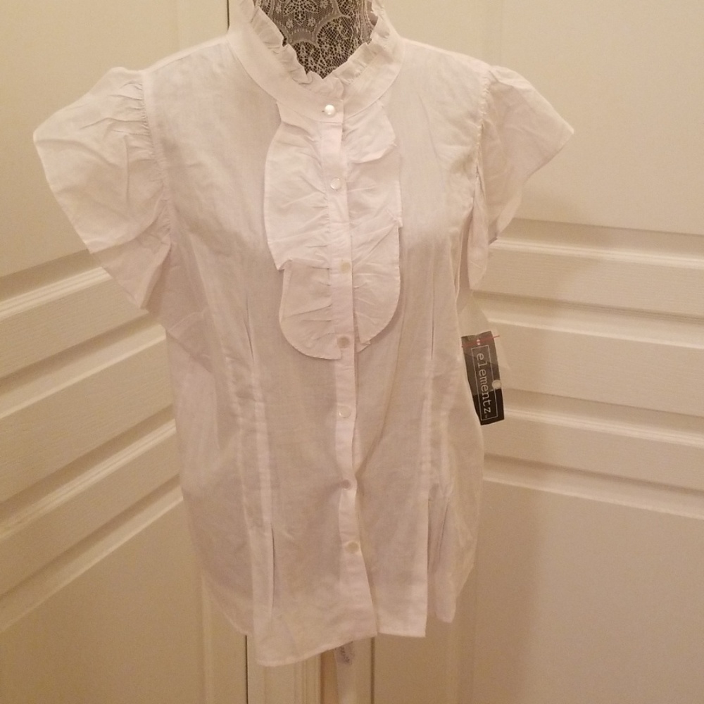 White ruffled blouse by Elementz